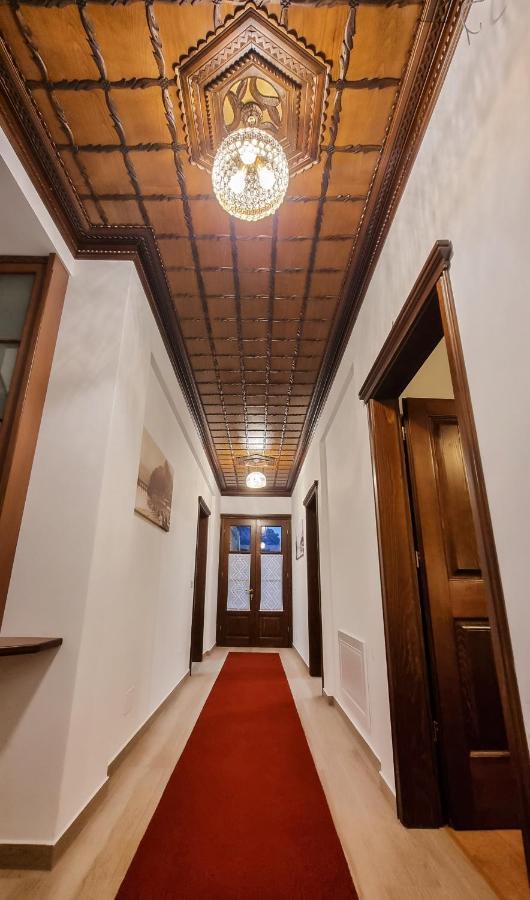 Master Hotel Μπεράτ Εξωτερικό φωτογραφία