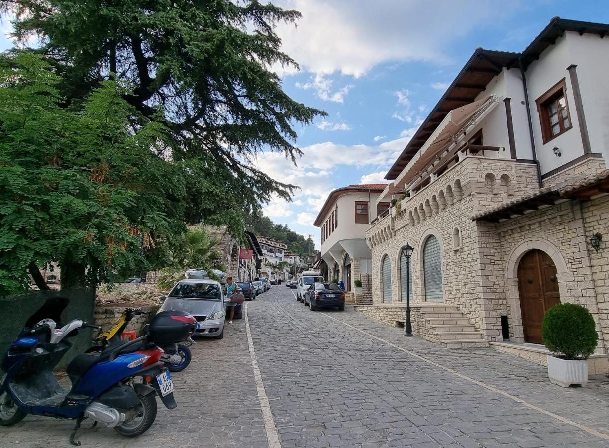 Master Hotel Μπεράτ Εξωτερικό φωτογραφία