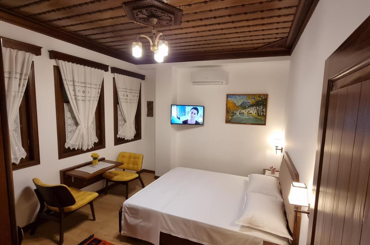 Master Hotel Μπεράτ Εξωτερικό φωτογραφία
