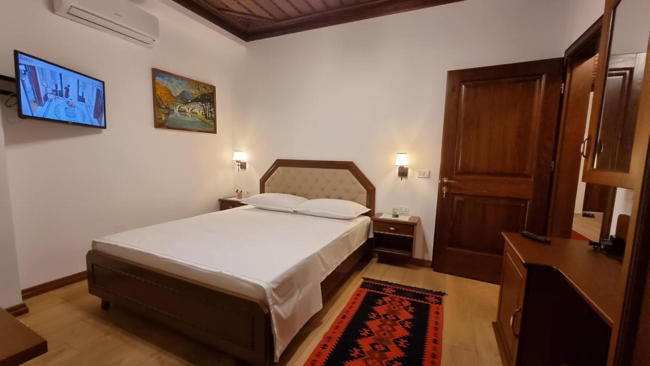 Master Hotel Μπεράτ Εξωτερικό φωτογραφία
